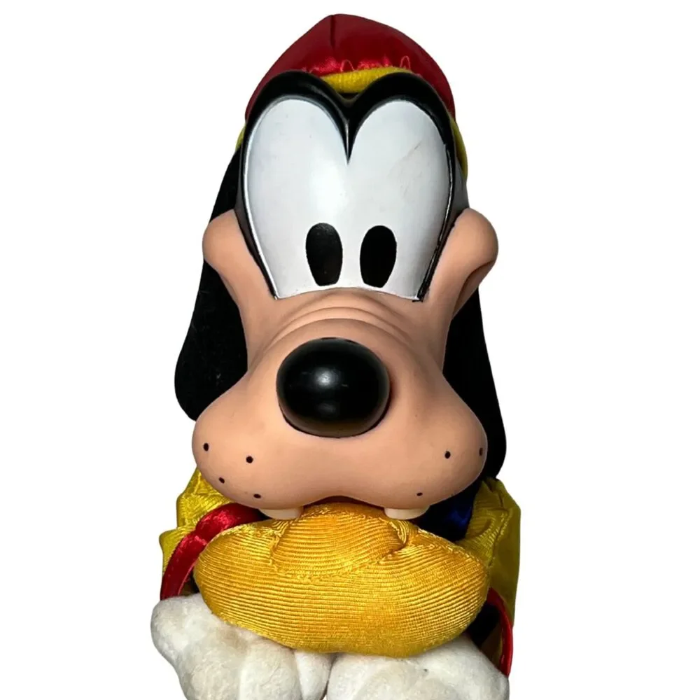Vintage Disney Goofy - McDonalds - Chinese New Year - 12.5